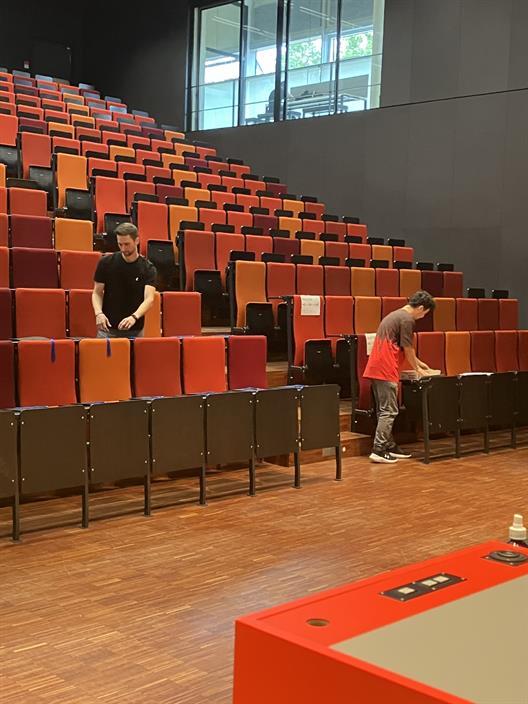 Absolventenfeier 2026 Audimax_die Ruhe vorher